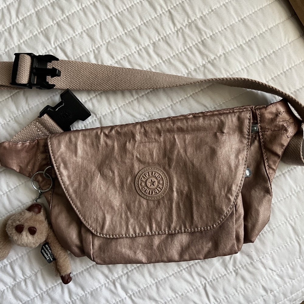 Used Kipling Fanny Pack Metallic Pink